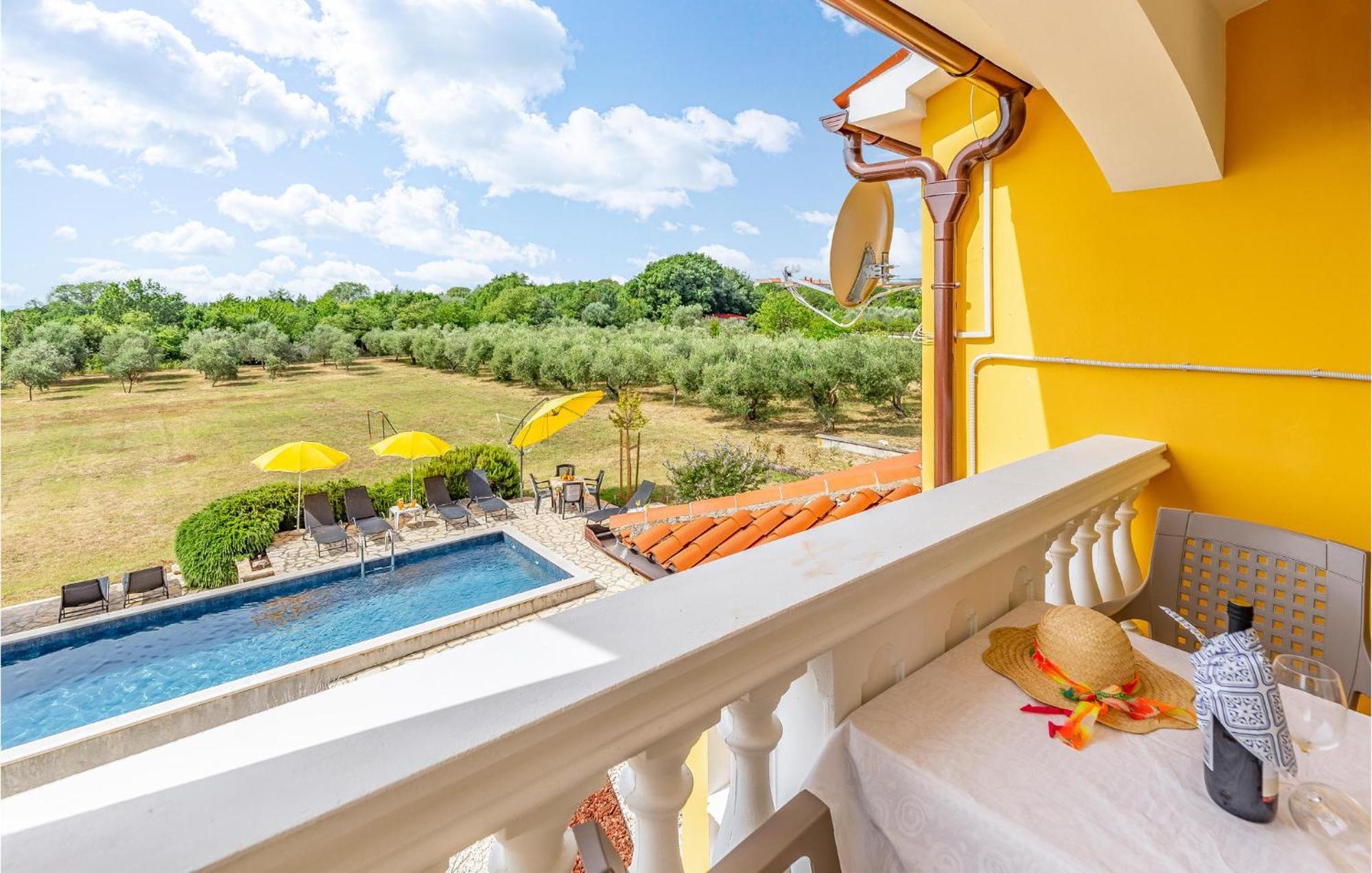 Amazing Home In Valtura מראה חיצוני תמונה