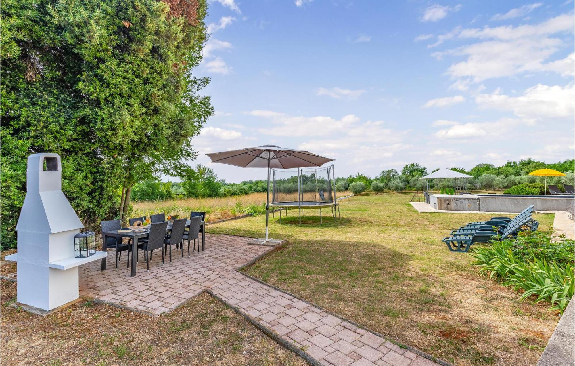 Amazing Home In Valtura מראה חיצוני תמונה