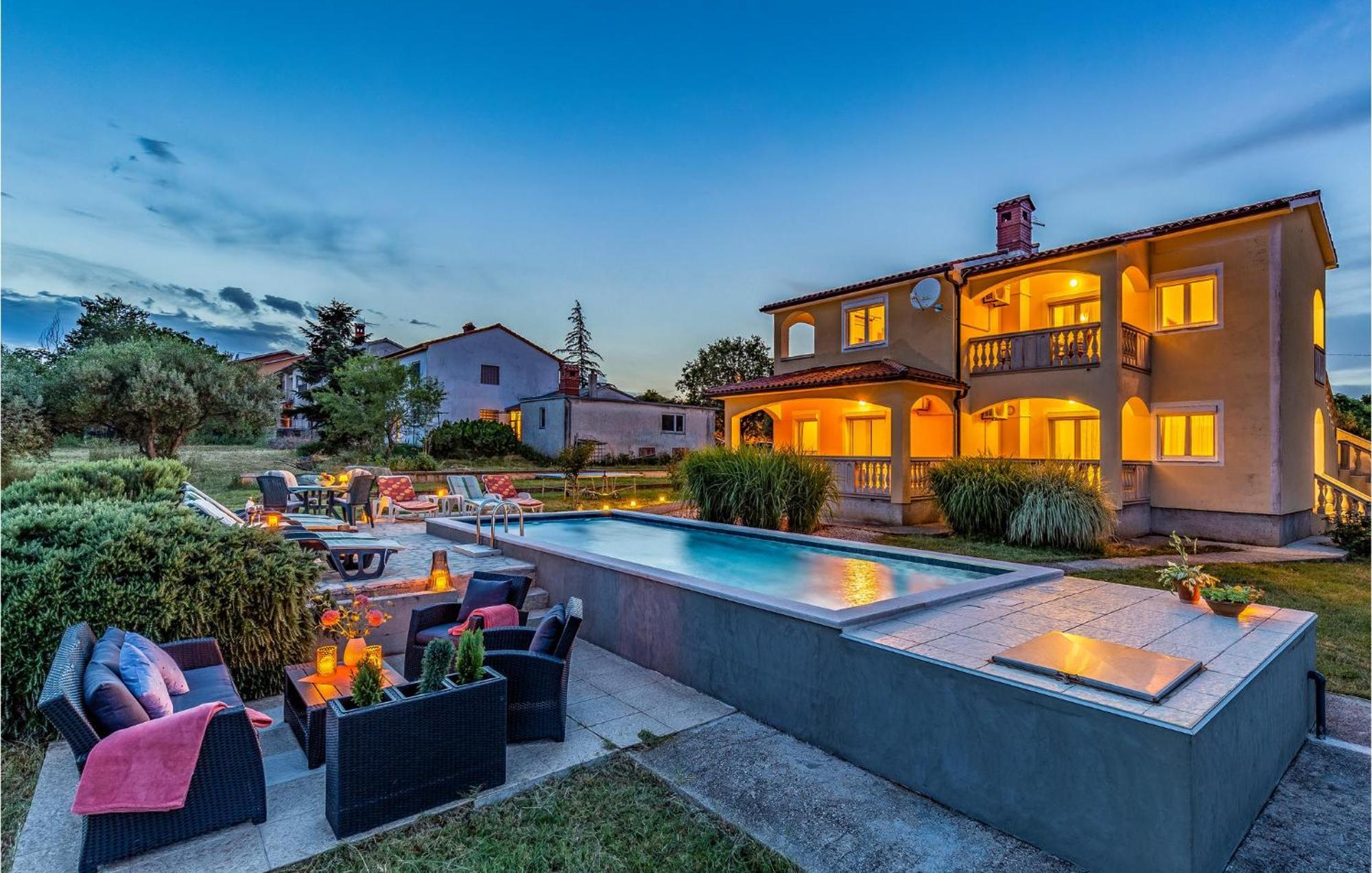 Amazing Home In Valtura מראה חיצוני תמונה